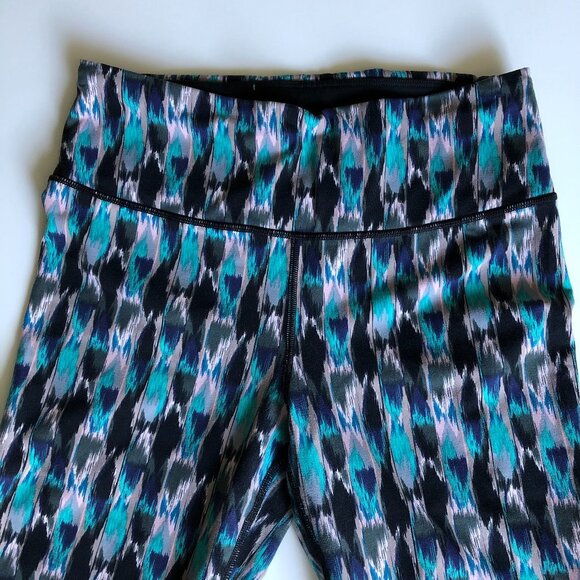 Victoria's Secret VSX Sport Activewear Cropped Leggings Multicolor Sz M - Picture 2 of 8